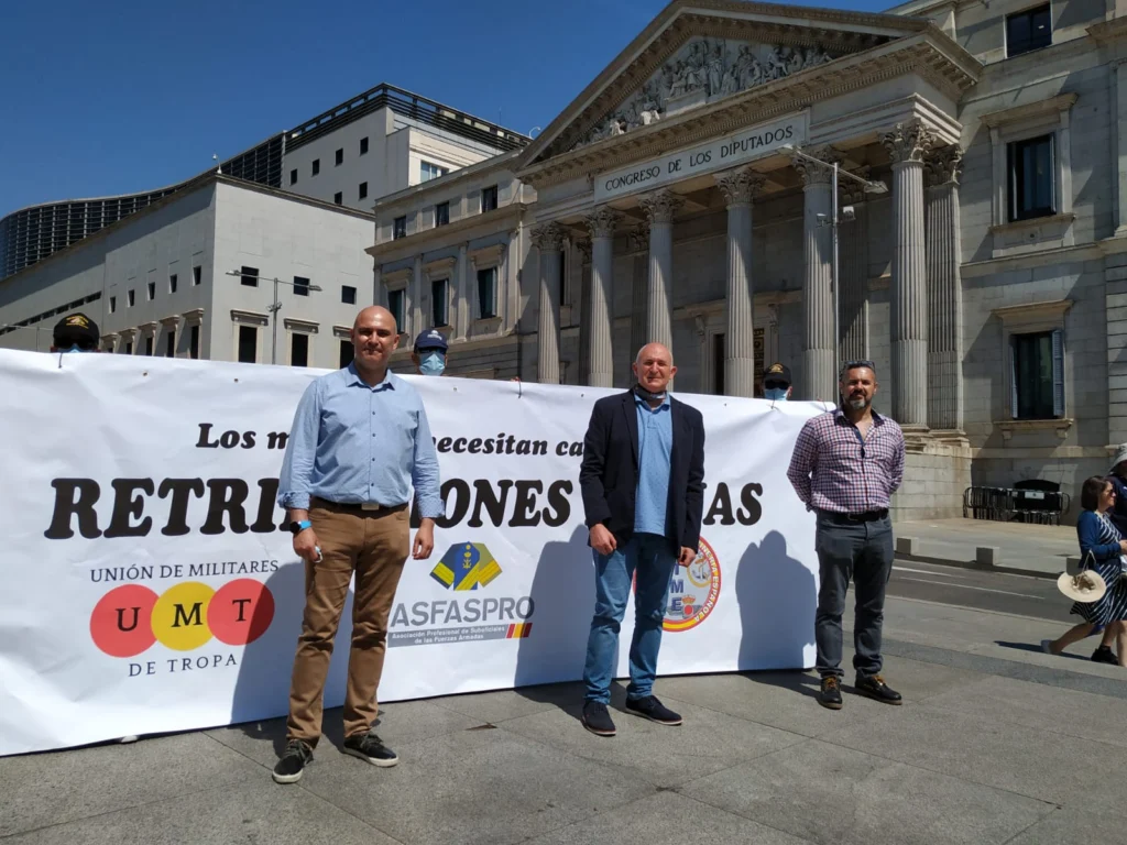 Rueda de Prensa UMT, ASFASPRO y ATME comunicado prensa sobre la manifestación de Militares el próximo Junio 2022