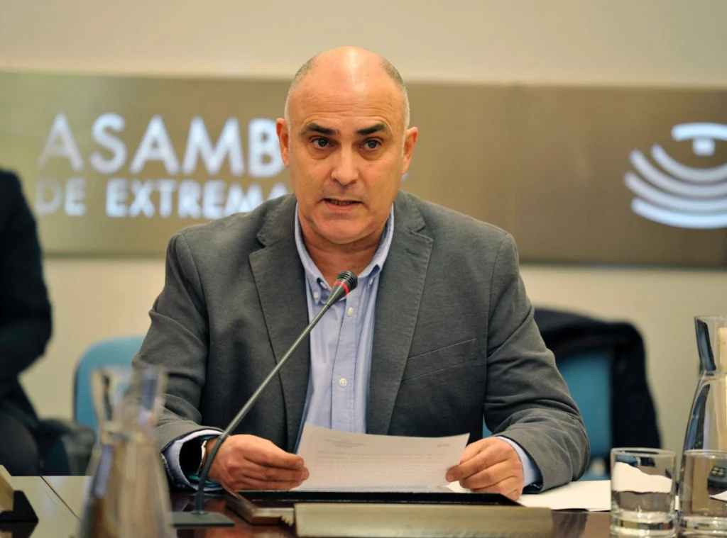 La UMT en la Asamblea de Extremadura ha defendido la reserva de plazas para la Escala de Tropa y Marinería, así como los RED en las Policías Locales Extremeñas