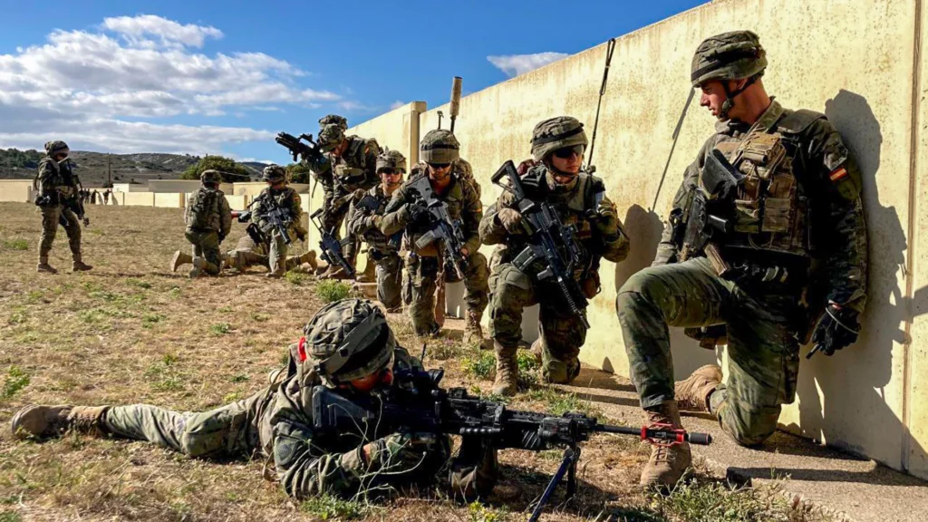 LA UNIÓN DE MILITARES DE TROPA (UMT) LOGRA UNA SUBIDA EN LAS DIETAS DE ALOJAMIENTO PARA LAS FUERZAS ARMADAS